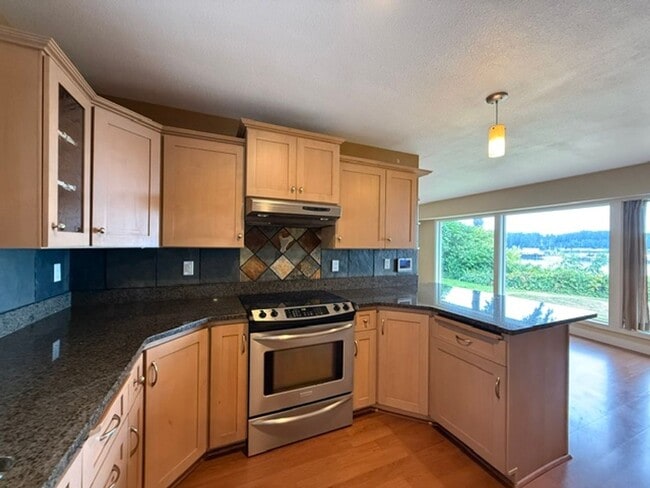 Building Photo - 91251 Cape Arago Hwy