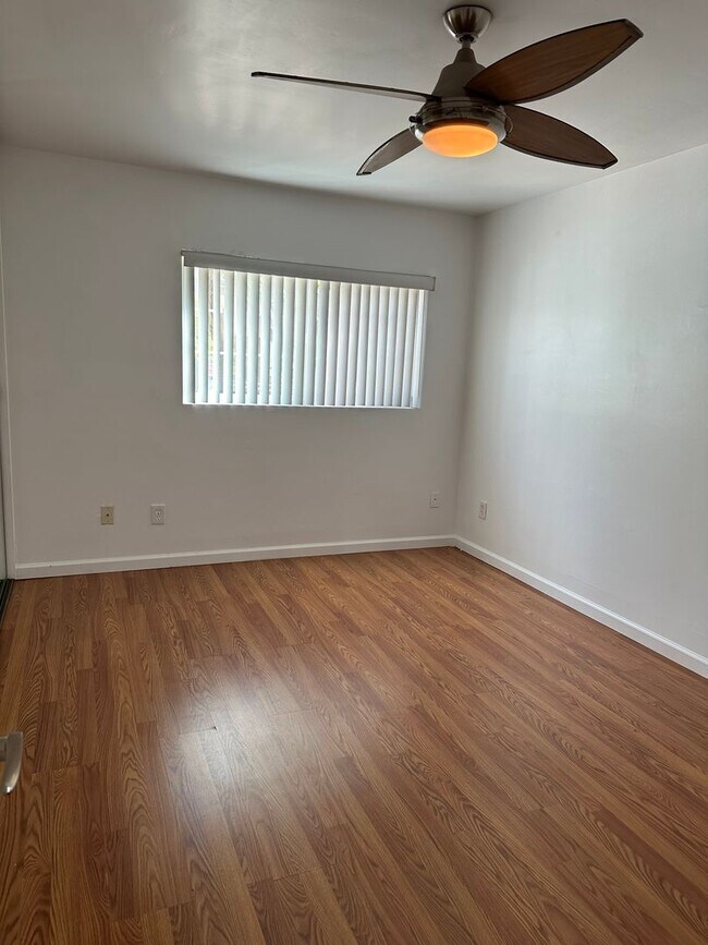 Building Photo - 54TH ST - Beautiful 1/1 Condo w Patio, Stainless Kitchen, Near SDSU!