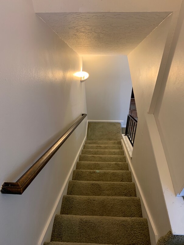 Building Photo - 3745 Portofino Way