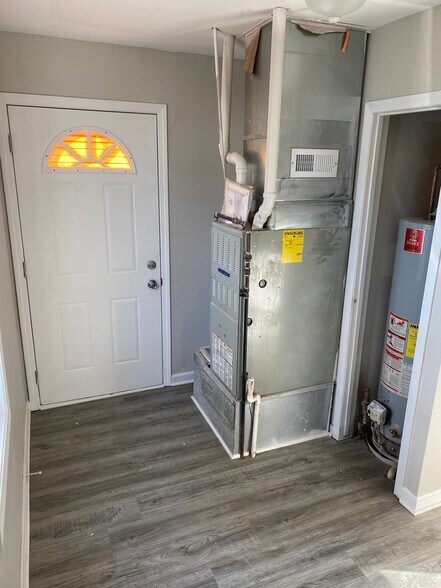 Utility room - 5706 South Union St