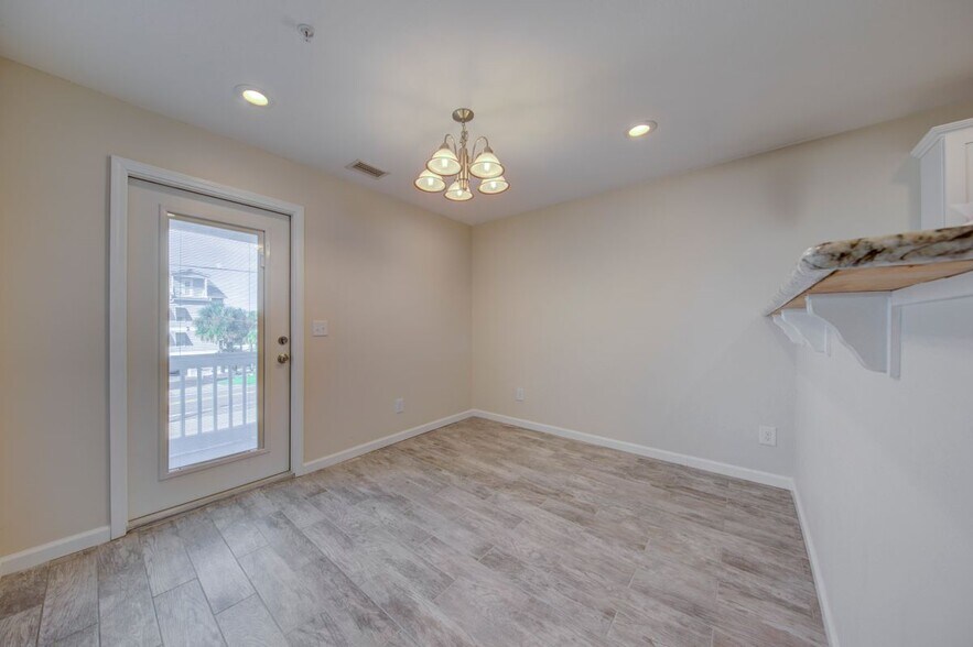 Building Photo - 2502 US-98