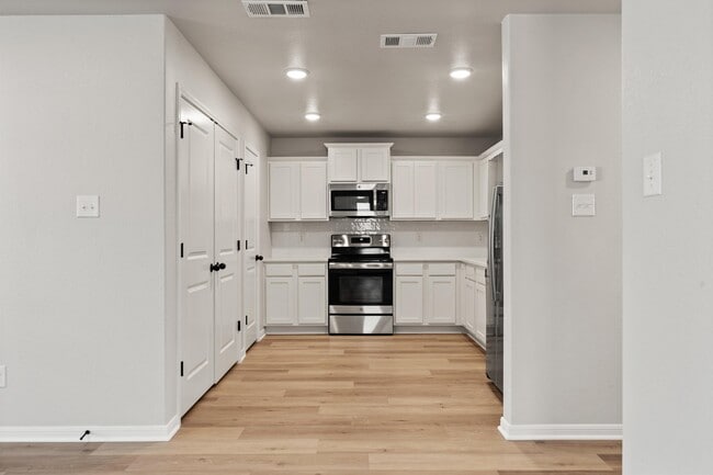 Building Photo - 3111 Wasilla Dr