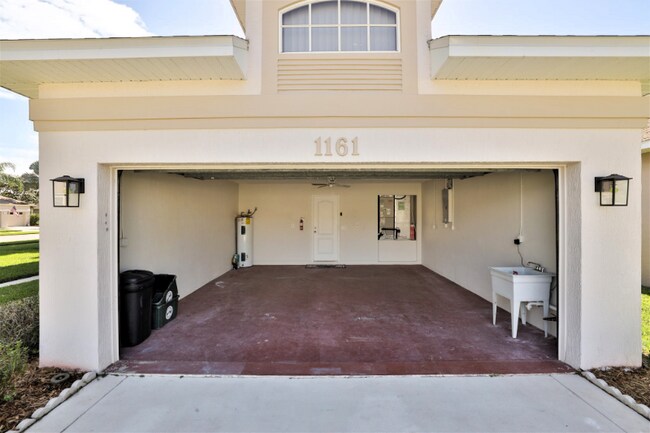Building Photo - 1161 Siesta Key Cir