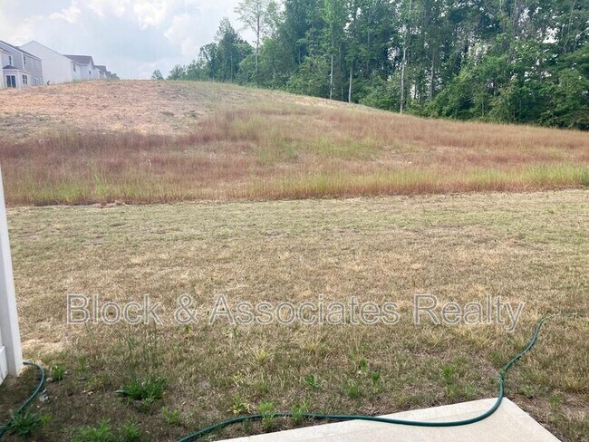 Building Photo - 145 Tributary Wy