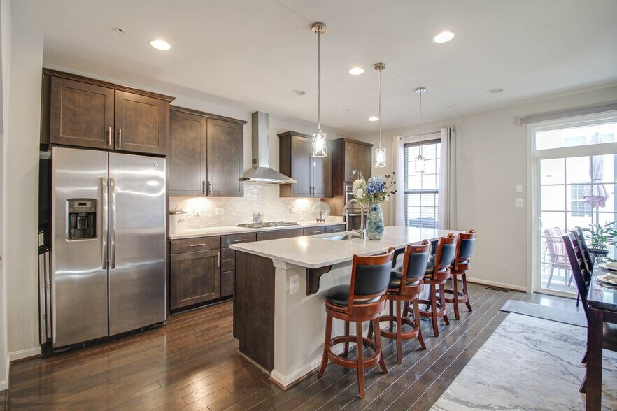 Building Photo - 7298 Elkridge Crossing Way