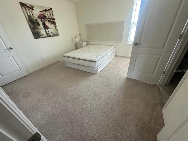 Building Photo - 3877 Mount Vernon Way