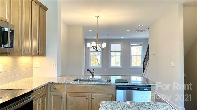 Building Photo - 820 Seigle Point Dr