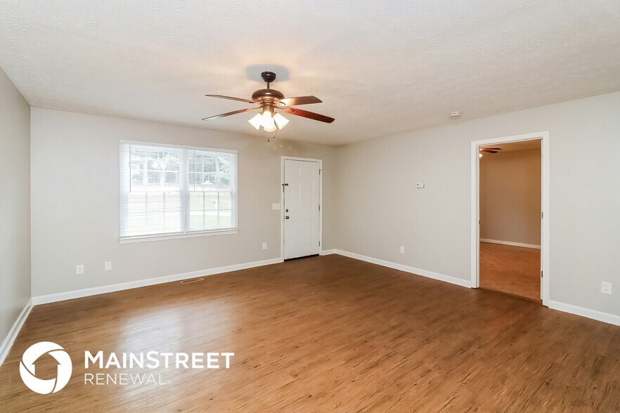 Building Photo - 376 Dillon Dr