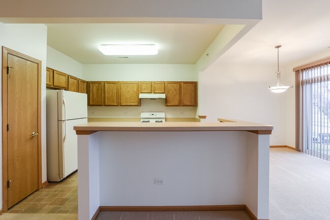 Building Photo - 13386 Red Alder Ave