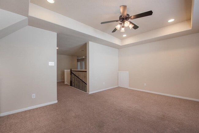 Building Photo - 158 Rocky Point Dr