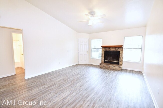 Building Photo - 6420 NW 25th Terrace