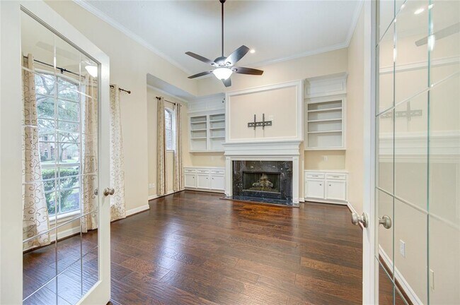 Building Photo - 19330 Foxtree Ln