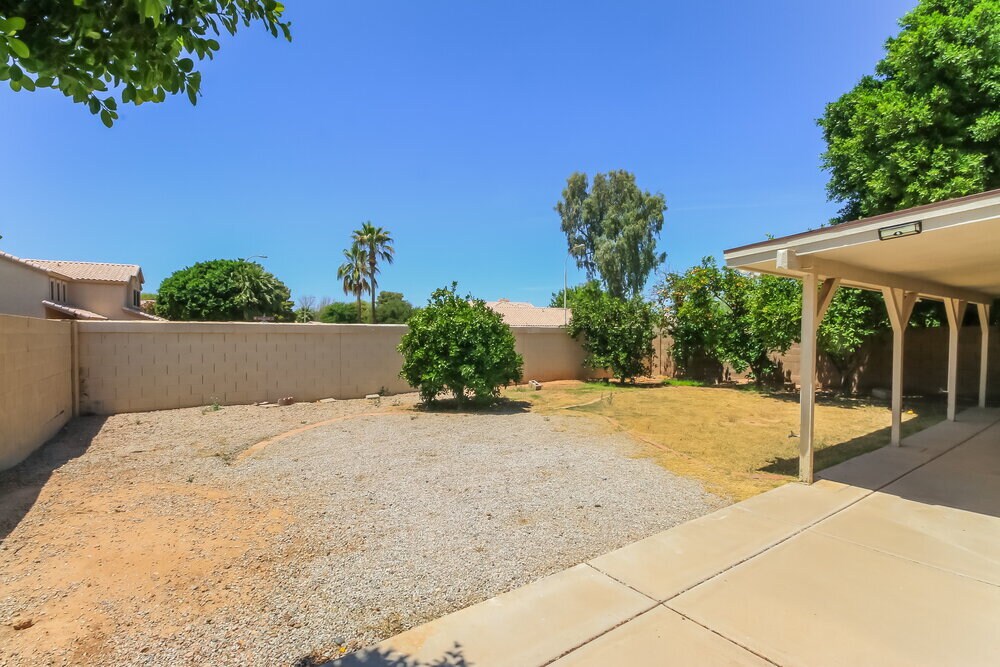 Building Photo - 1130 N Meadows Dr
