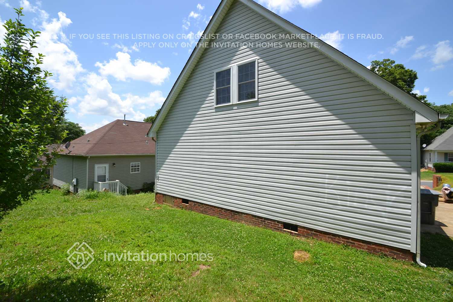 Building Photo - 427 Katonah Ave