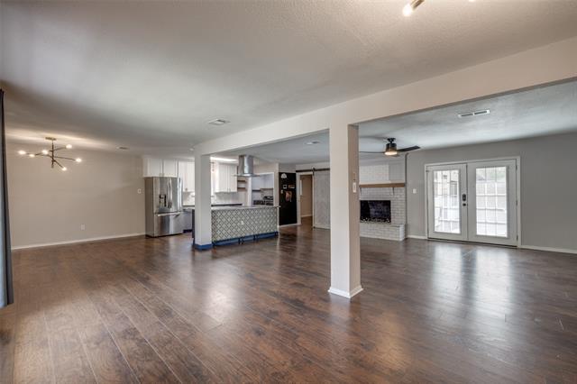 Building Photo - 625 Blue Lake Dr