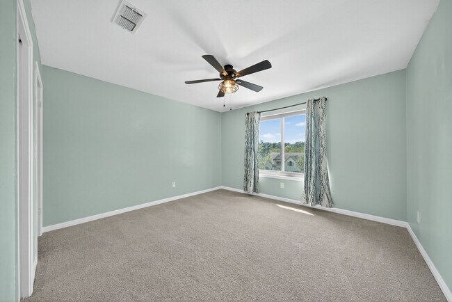 Building Photo - 13510 Mt Olympus