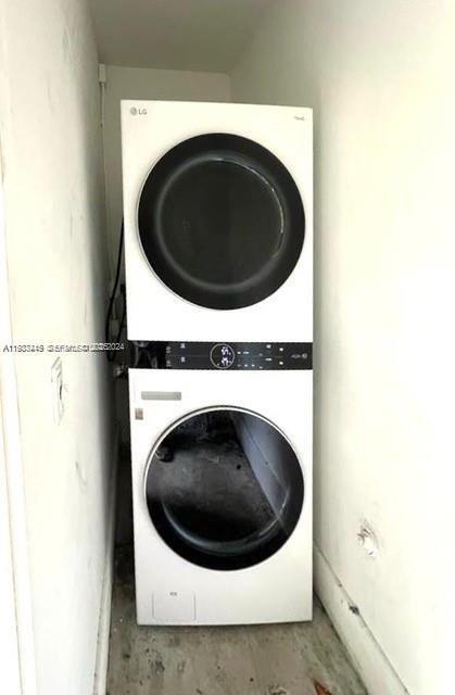 Building Photo - 118 NW 24th St