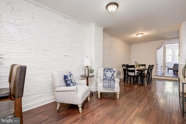 Building Photo - 23 N Patterson Park Ave