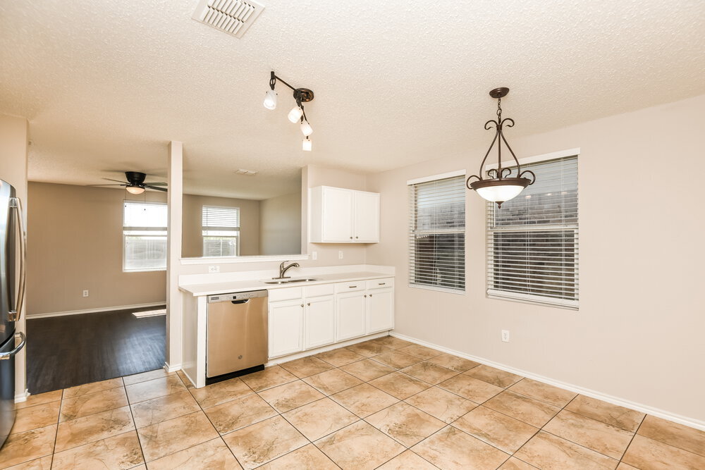 Building Photo - 3957 German Pointer Way
