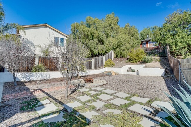 Building Photo - Dain House