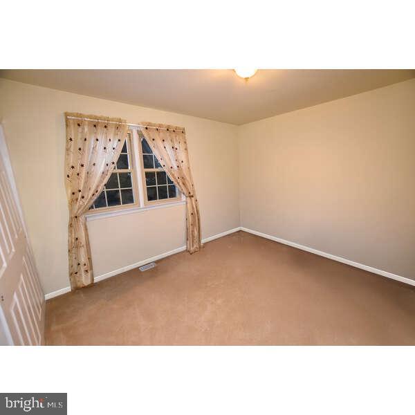 Building Photo - 114 Riverview Ave