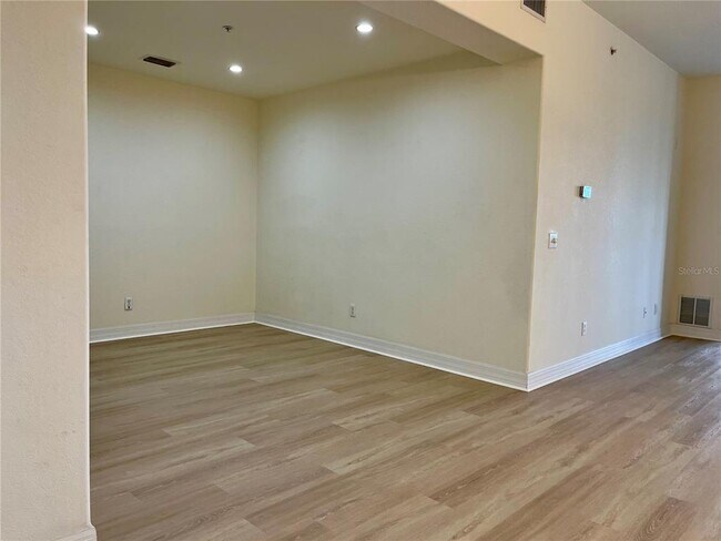 Building Photo - 1340 Rock Dove Ct