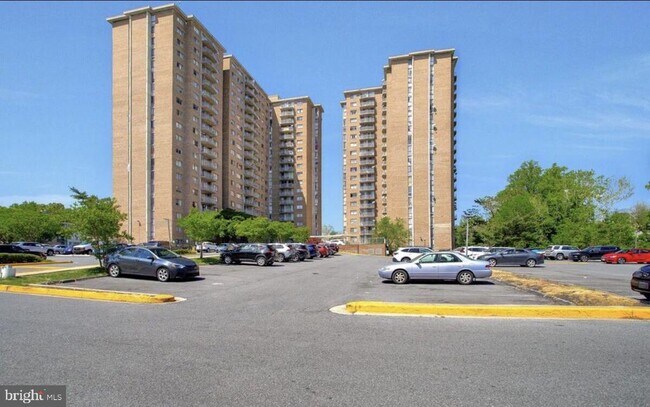 Building Photo - 1836 Metzerott Rd