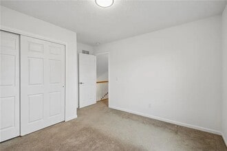 Building Photo - 60 Longnecker St