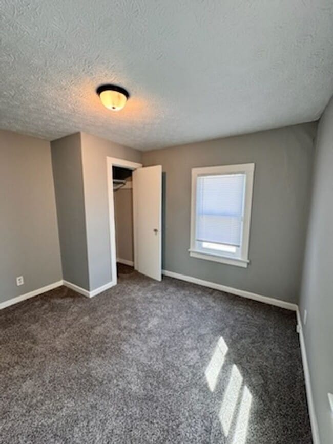 Building Photo - New Listing!!!