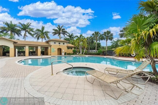 Building Photo - 8140 NW 128th Ln