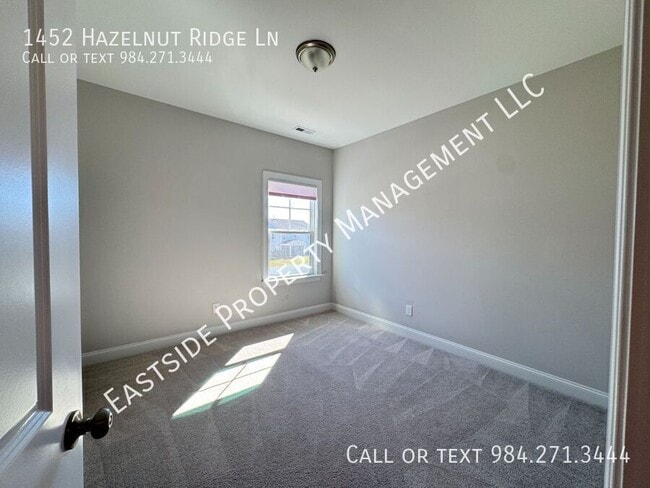 Building Photo - 1452 Hazelnut Ridge Ln