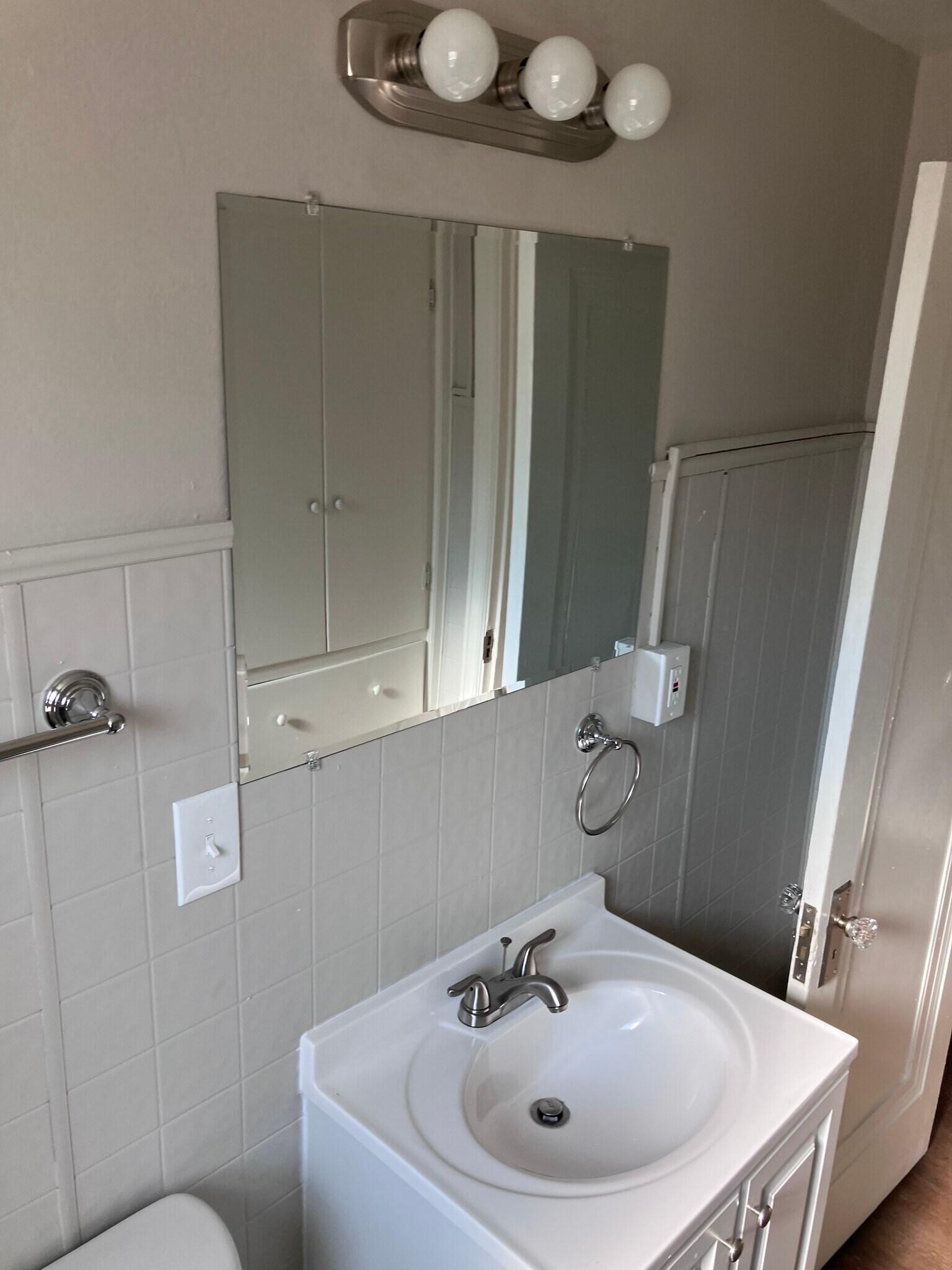 Building Photo - 912 Geers Ave