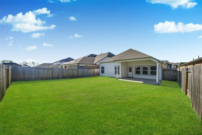 Building Photo - 11834 Maple Oak Dr