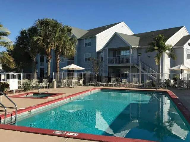 Building Photo - 1225 Bermuda Lakes Ln