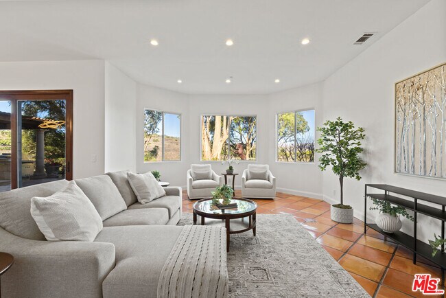 Building Photo - 13045 Ripple Creek Ln