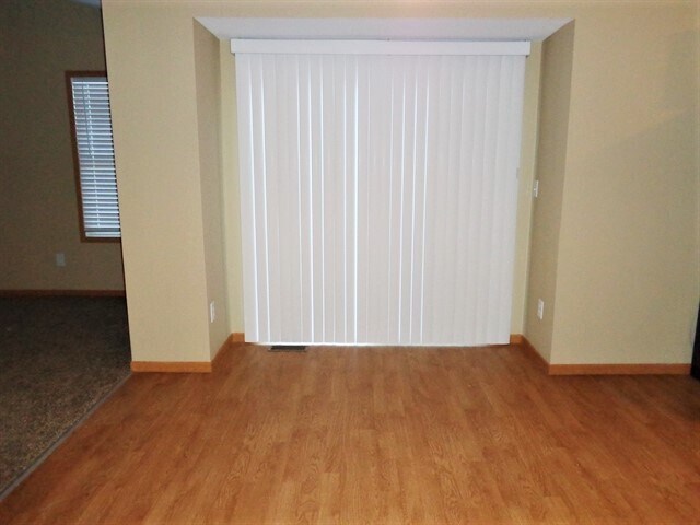 Building Photo - 2271 Landcrest Dr