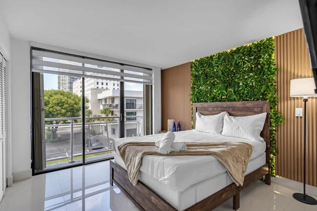 Building Photo - 468 Golden Isles Dr