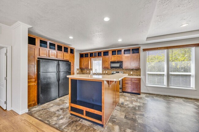 Building Photo - Wilson Tri-Plex