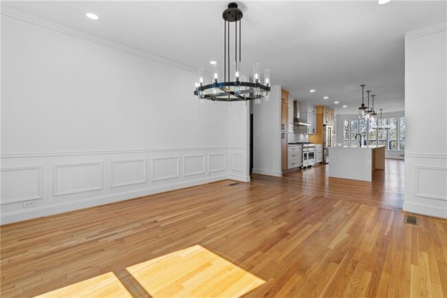 Building Photo - 350 Kelson Dr NW