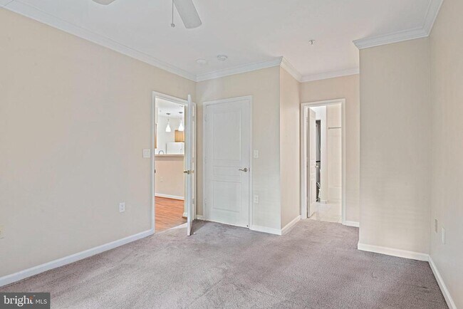 Building Photo - 2204 Westcourt Ln