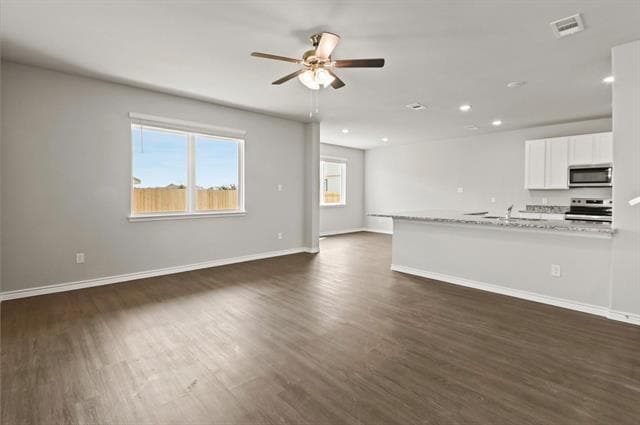 Building Photo - 10569 Taruca Dr