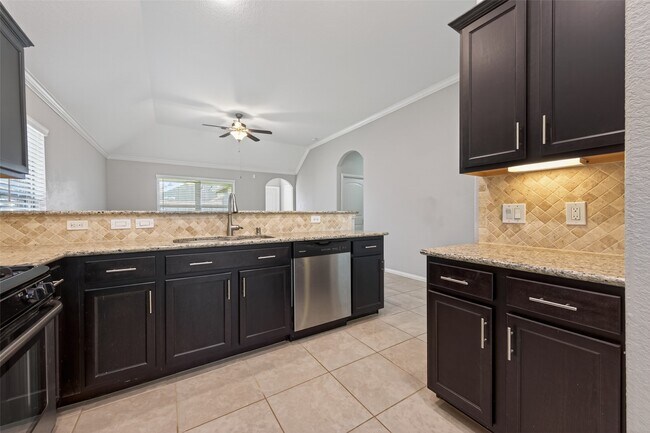 Building Photo - 2248 Ivy Wall Dr