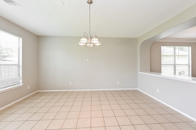 Building Photo - 29430 Legends Bluff Dr