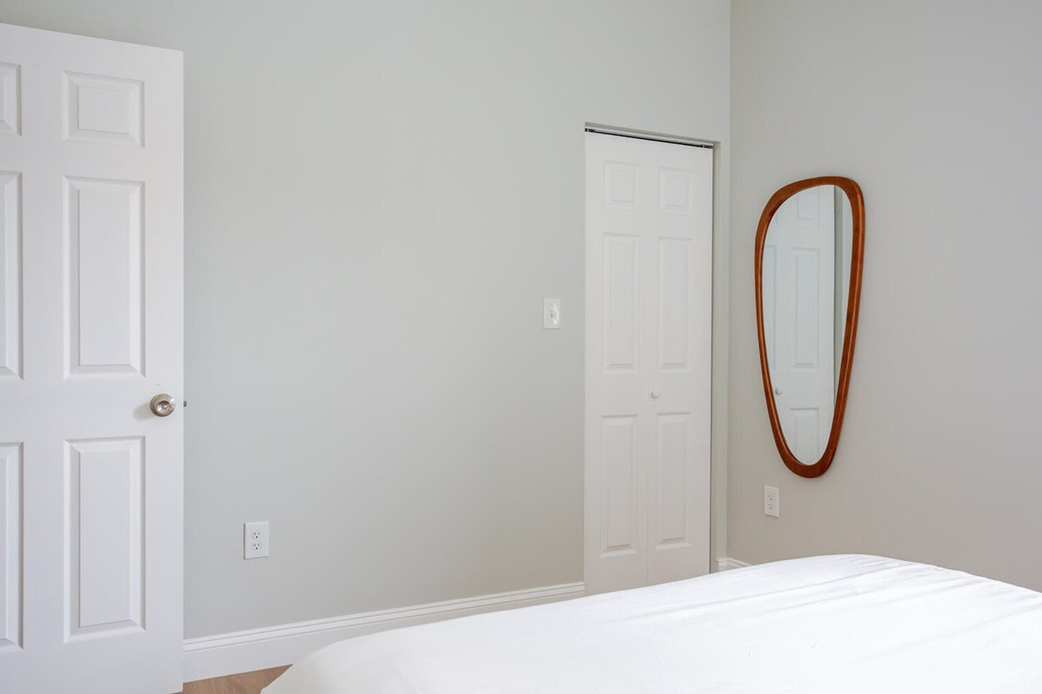 Building Photo - 1816 S 9th St