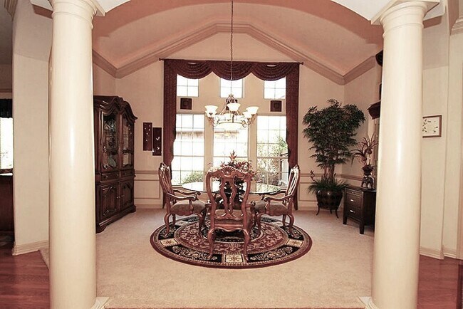 Building Photo - 3810 Rose Grove Ln
