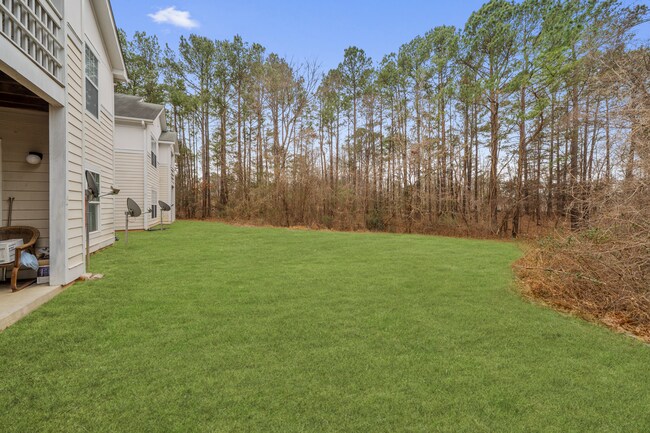 Building Photo - 2411 Hill St