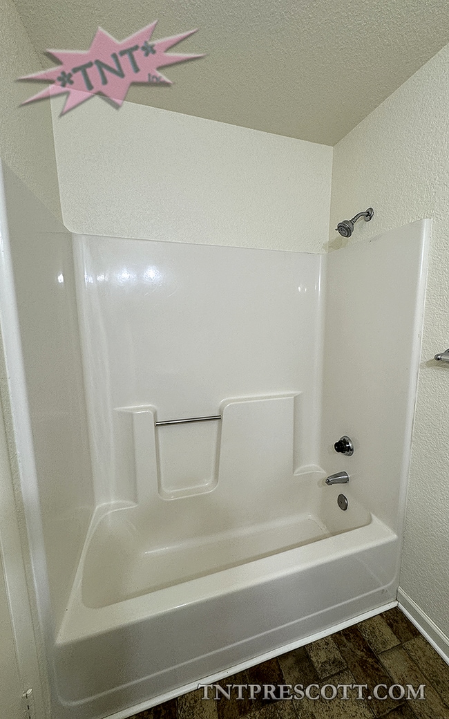 Building Photo - Condo in Montana Terrace HOA