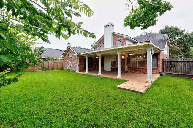 Building Photo - 2306 Millerton Ln