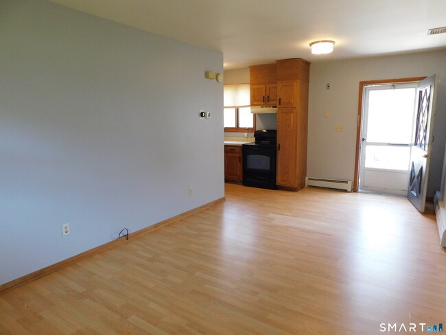 Building Photo - 4754 Madison Ave