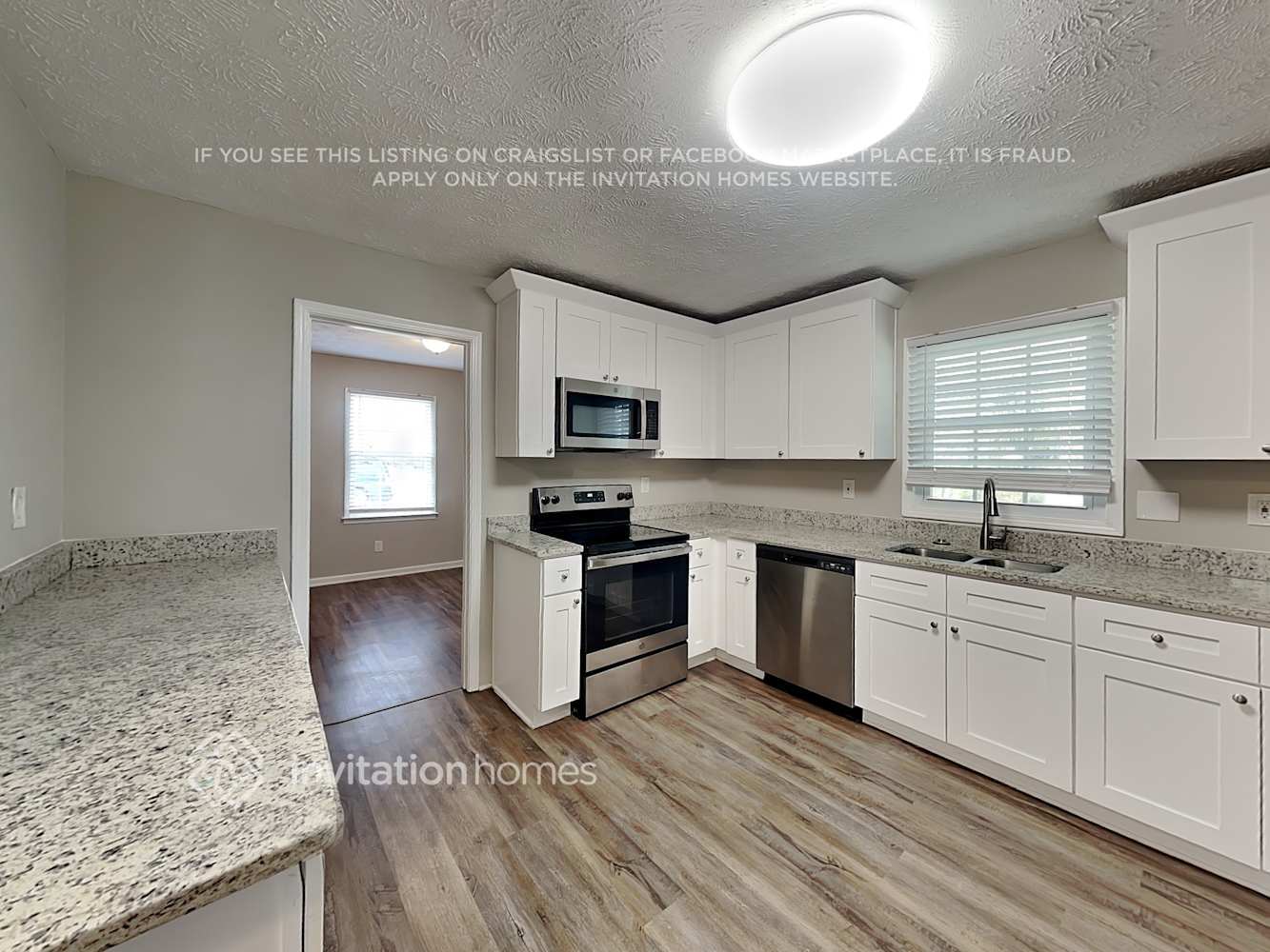 Building Photo - 277 Lancelot Way